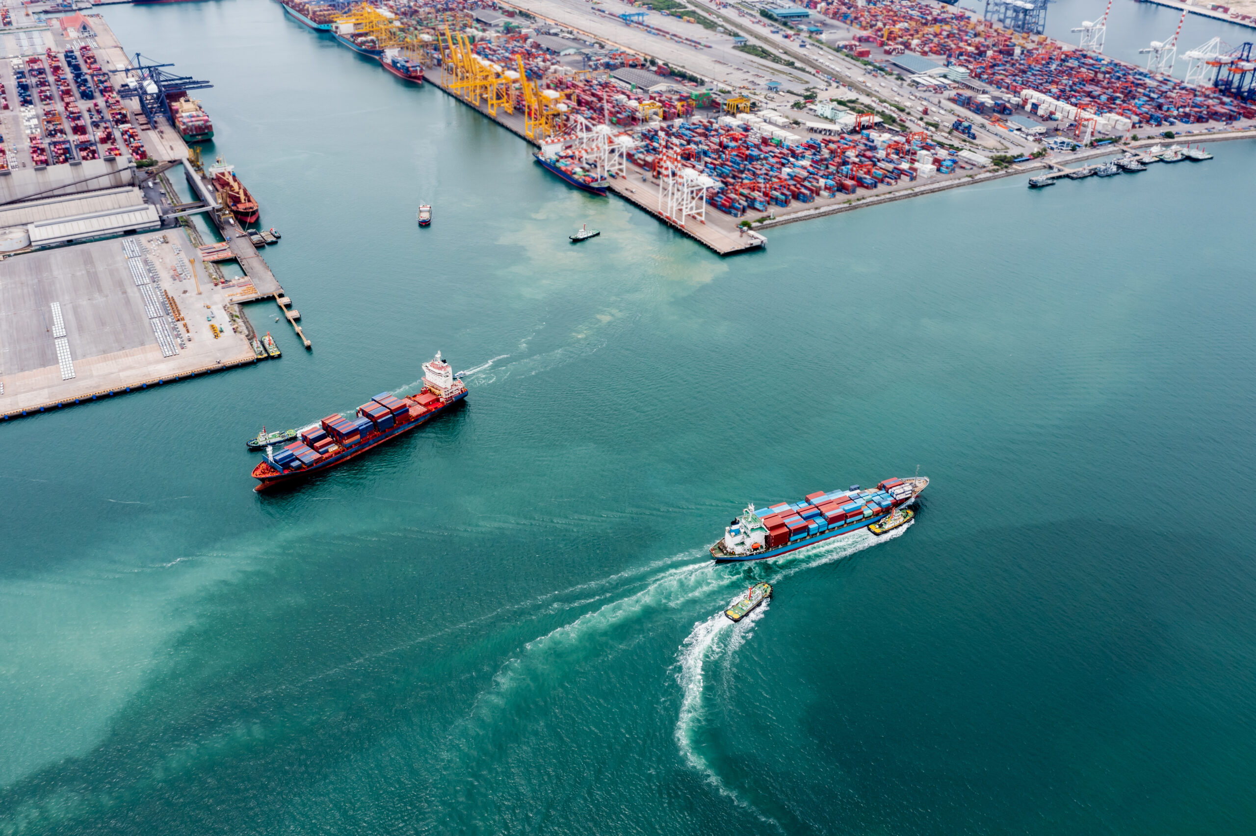A Literature Review of Seaport Decarbonisation: Solution Measures and Roadmap to Net Zero Image