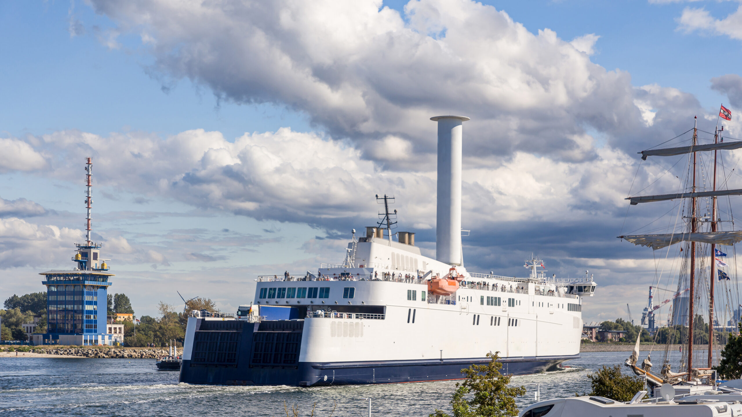 Policy Bulletin 005: Wind Assisted Ship Propulsion for Decarbonisation Image