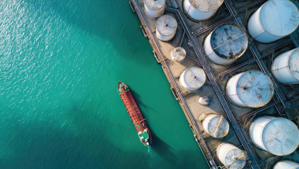 Policy Bulletin 012: How Regulatory Uncertainty Shapes Maritime Green Technology Adoption Image